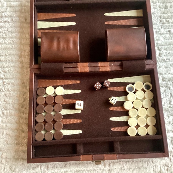 Vtg Backgammon Board Game Set Faux Brown Leather Travel Case Interior Stitched - Picture 8 of 16